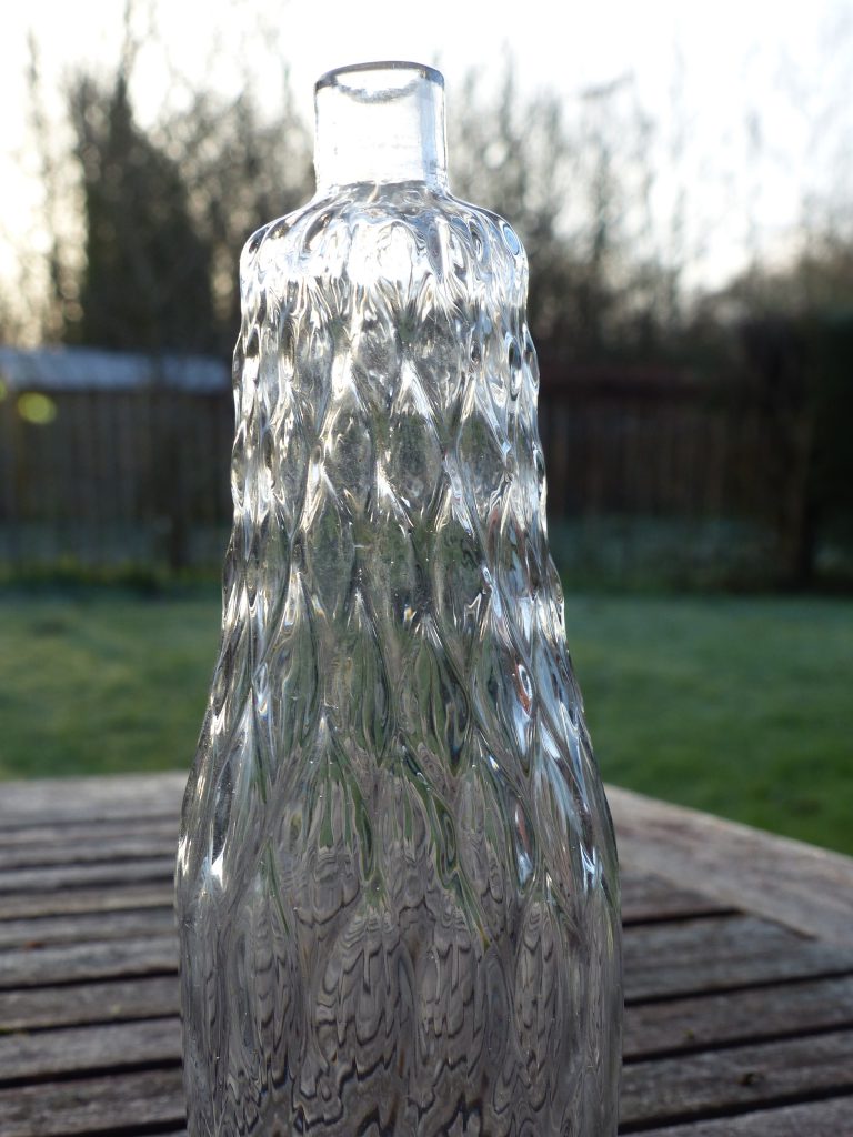 Petite bouteille à nid d’abeille