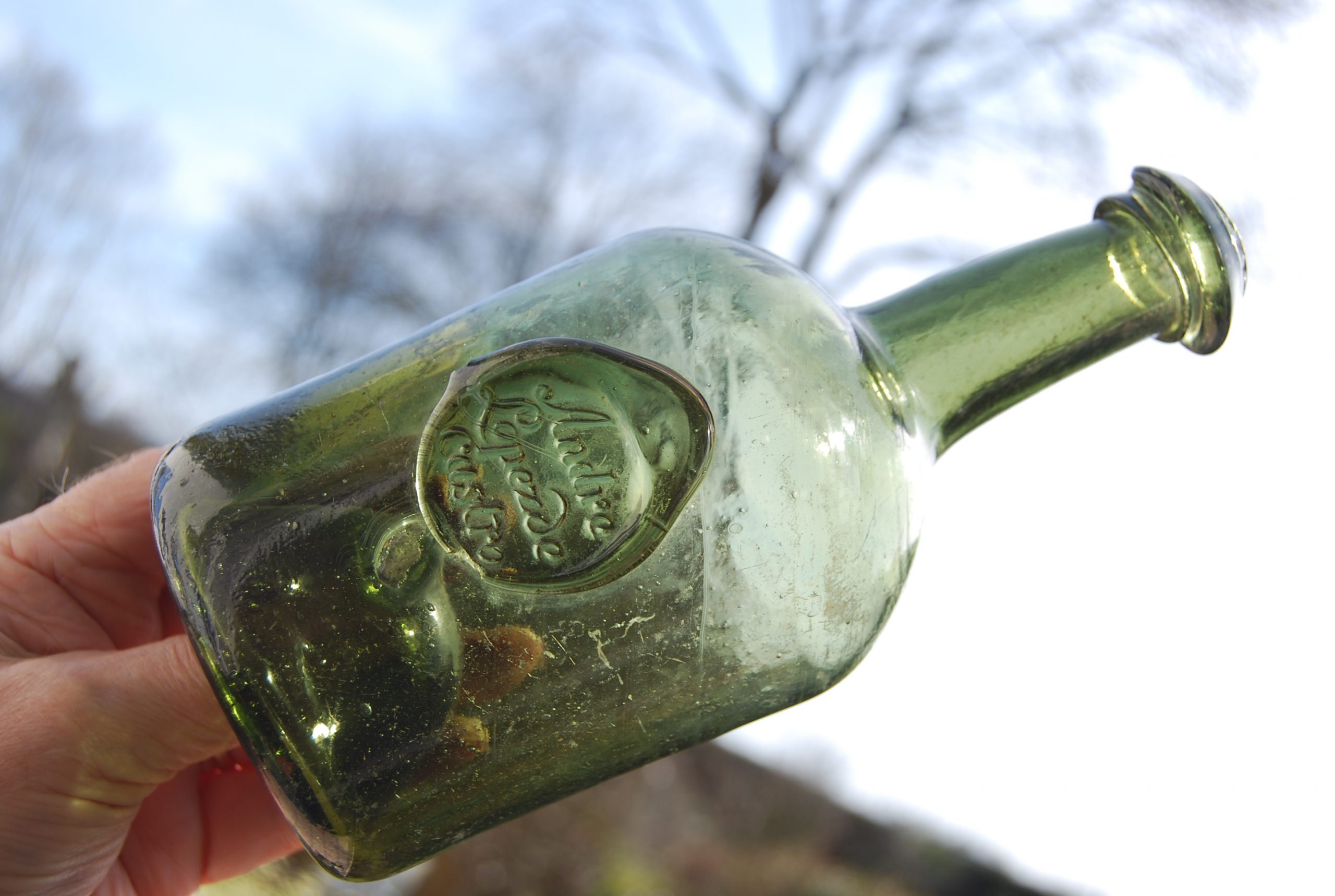 Un commentaire d’Olive Jones sur l’anglo-portugaise