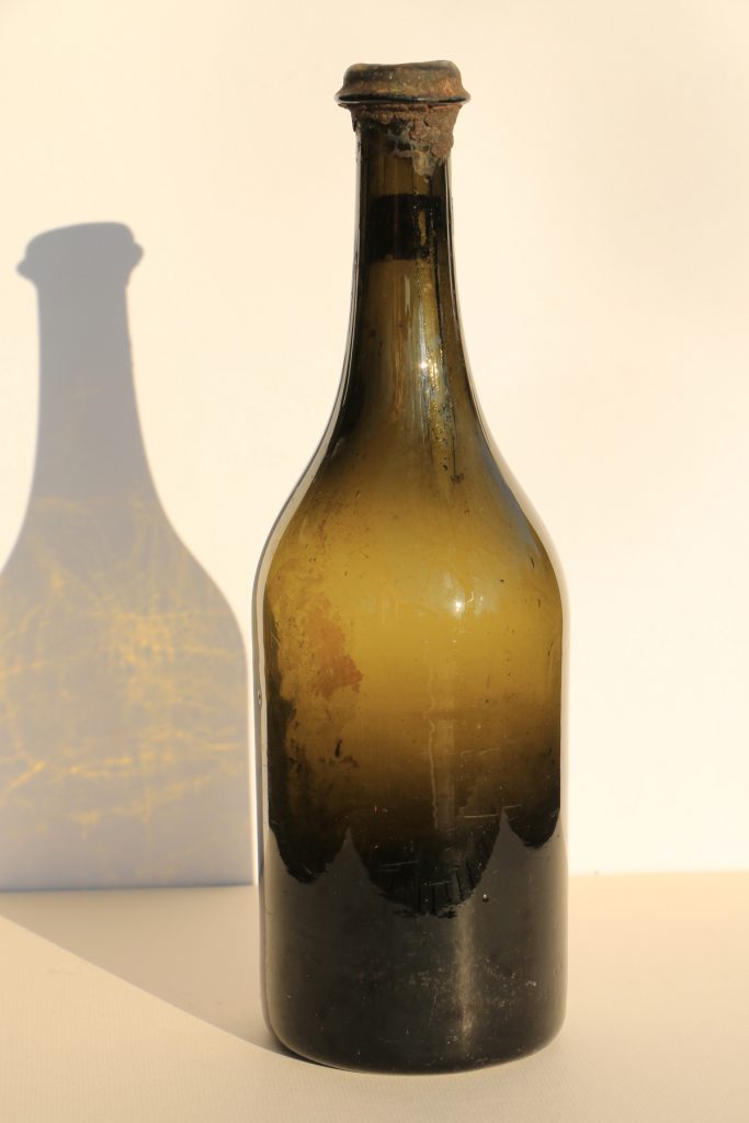 Une bourguignonne inclassable, vers 1800