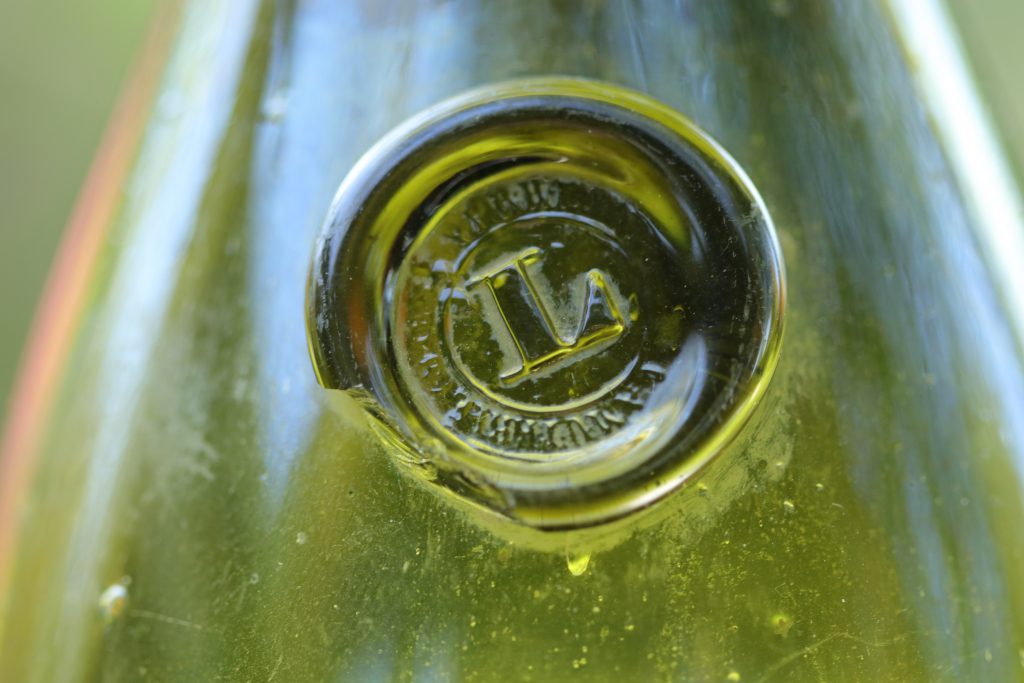 Bouteilles anciennes collection 18e siècle belgique