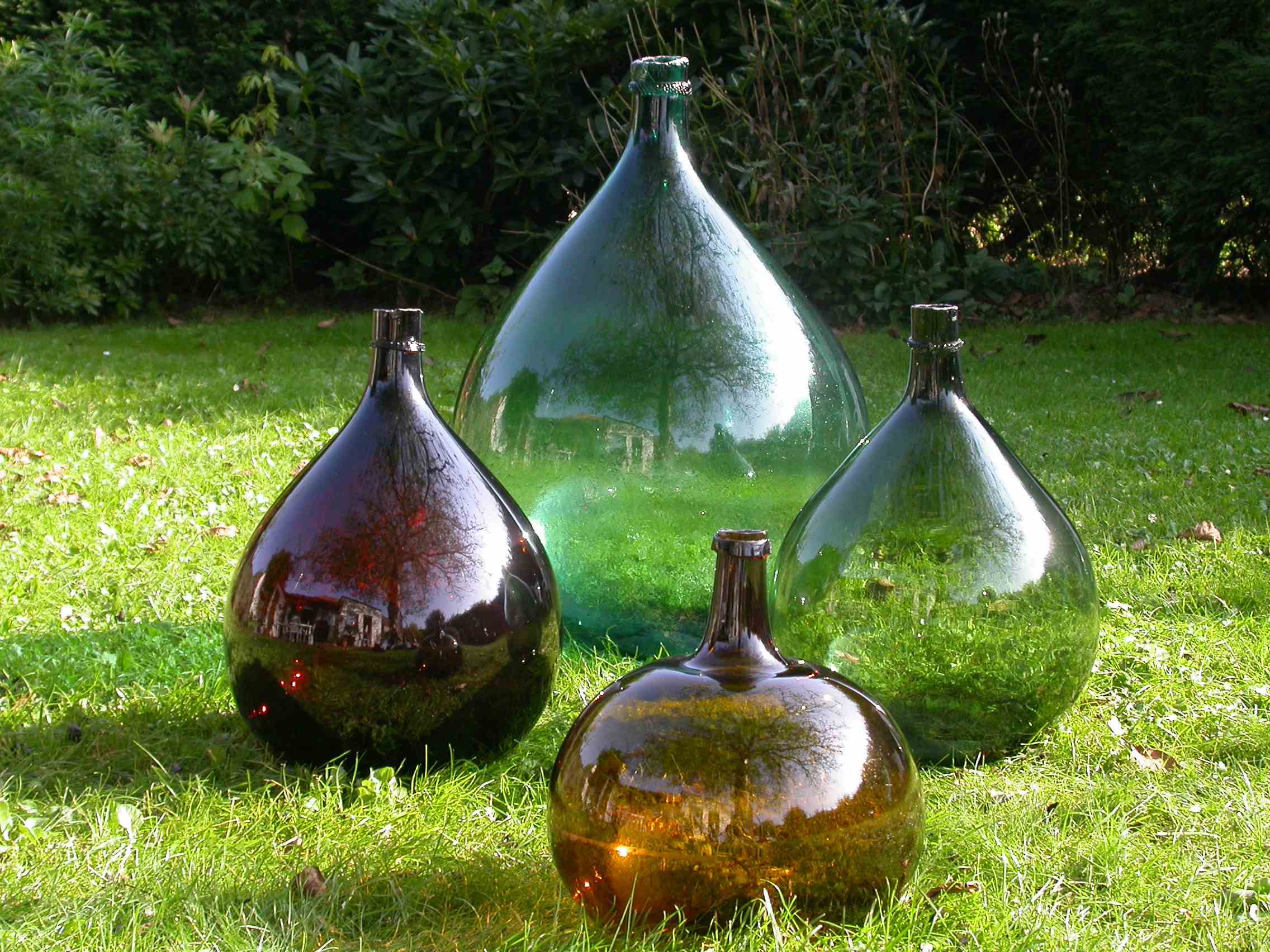 Raisons d'aimer les bouteilles anciennes